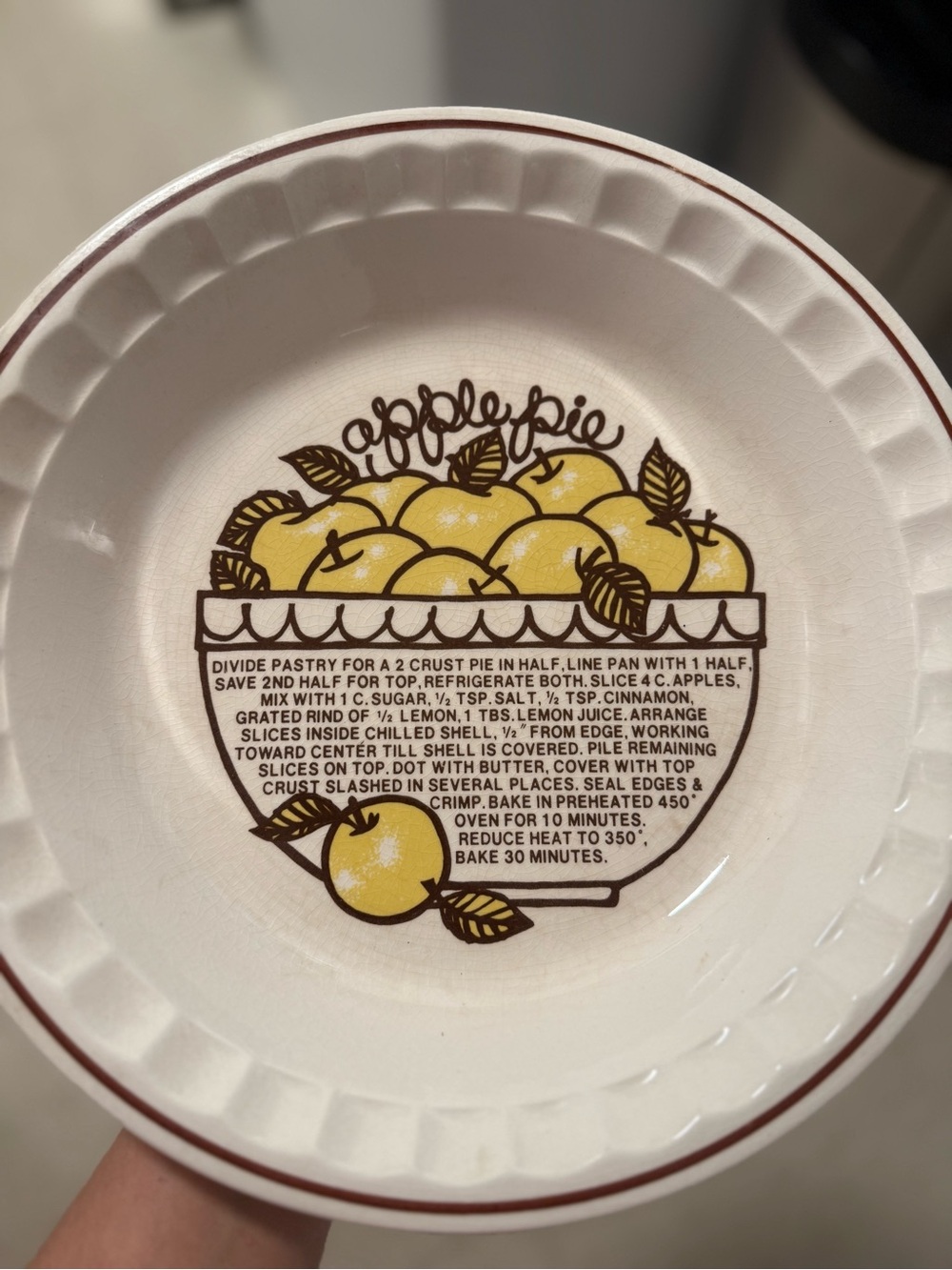 Apple Pie Recipe Plate - Vintage & Handcrafted Design